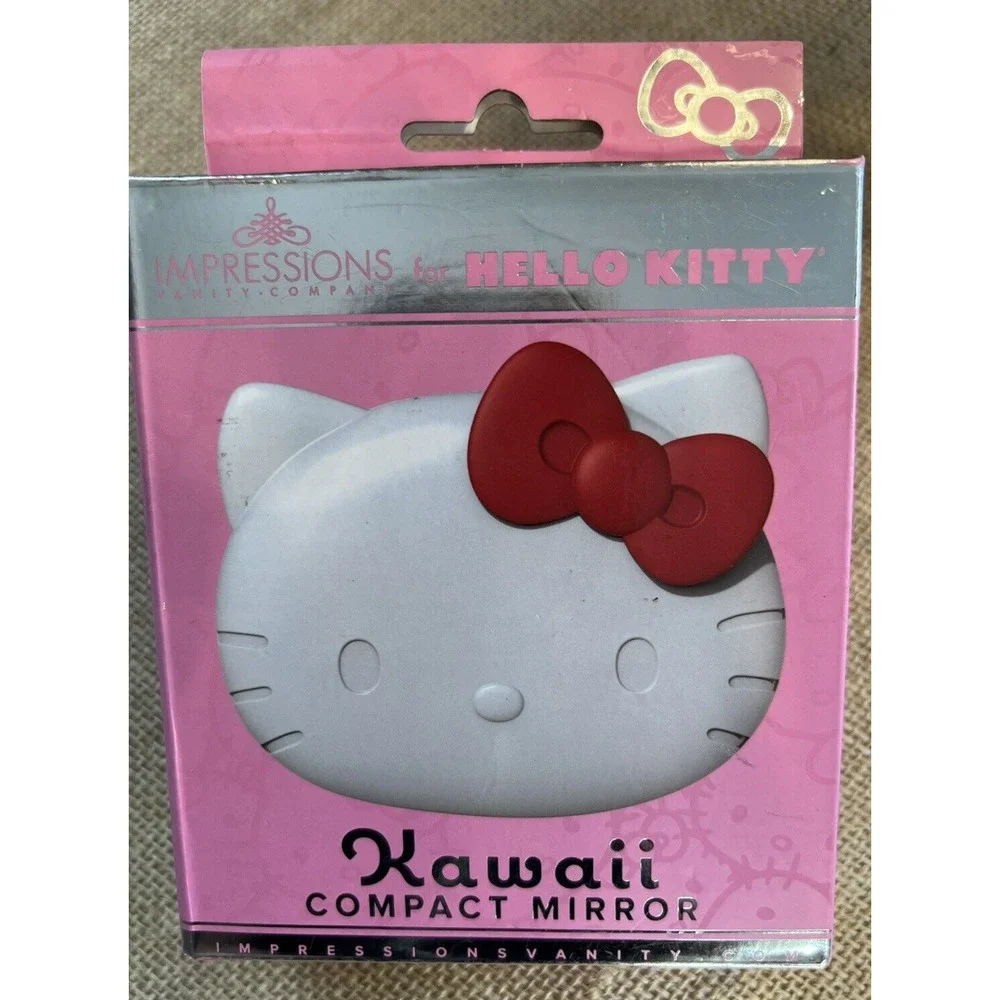 New Sanrio HELLO KITTY Kawaii LED Compact Vanity Mirror Face Red Bow